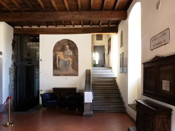 Lucignano: l'ingresso del Museo Civico
