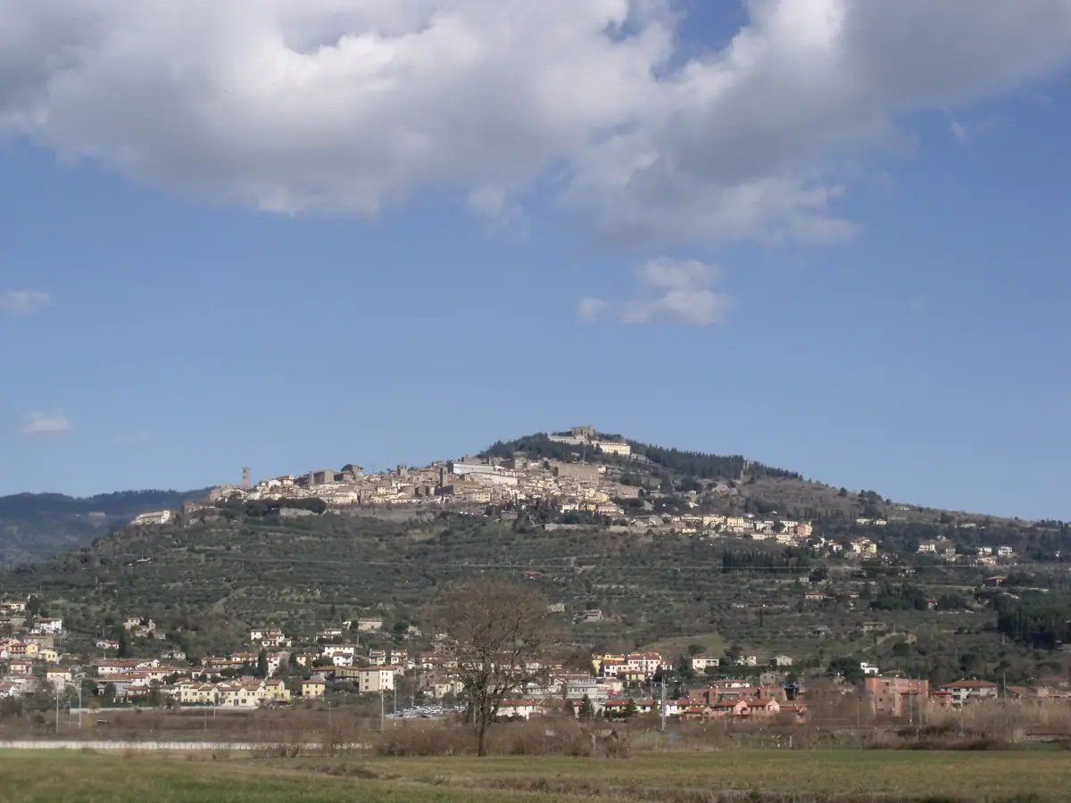 Cortona spread along its hillside